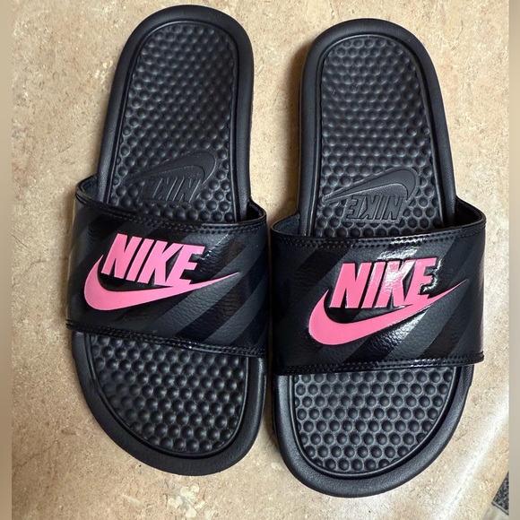 Nike Black Slides with Pink Accents, Like New, Perfect Condition. Cute! - Picture 1 of 6